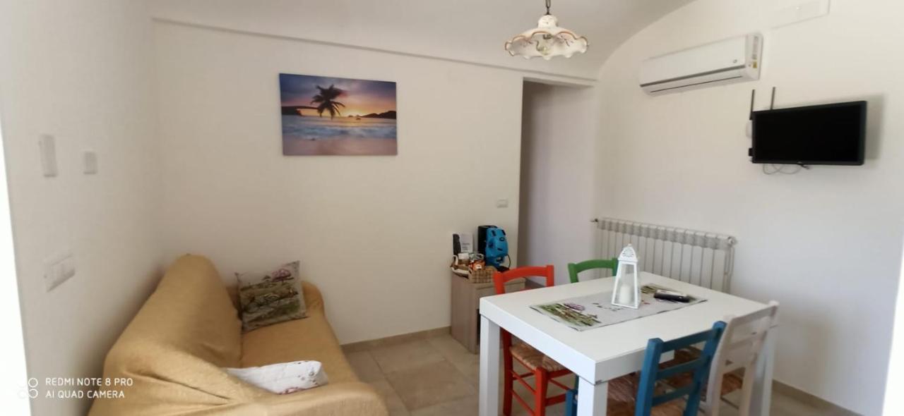 Baciati Dal Sole Lägenhet Martina Franca Exteriör bild
