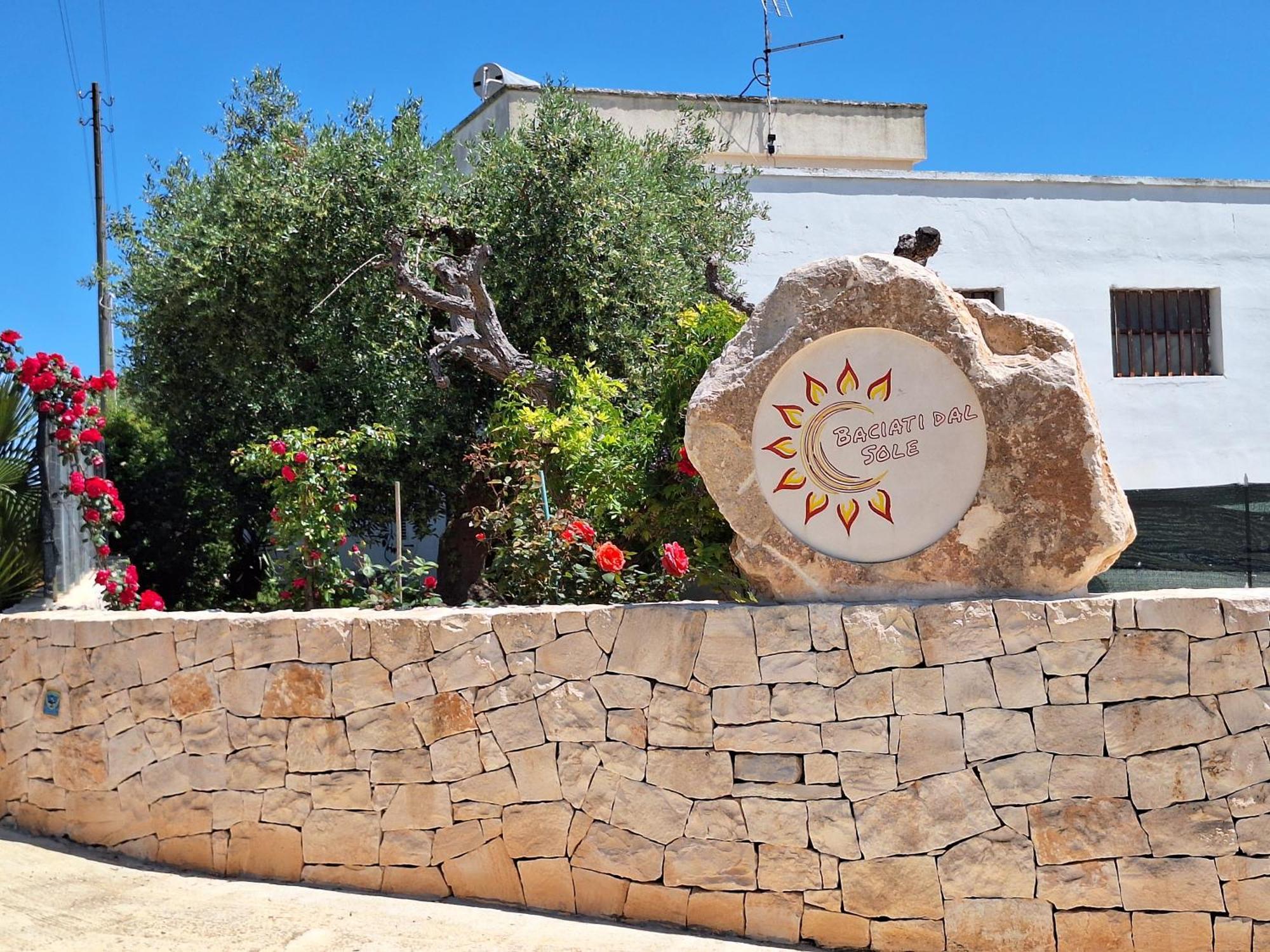 Baciati Dal Sole Lägenhet Martina Franca Exteriör bild